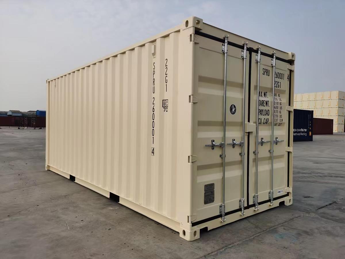 20' Shipping Containers